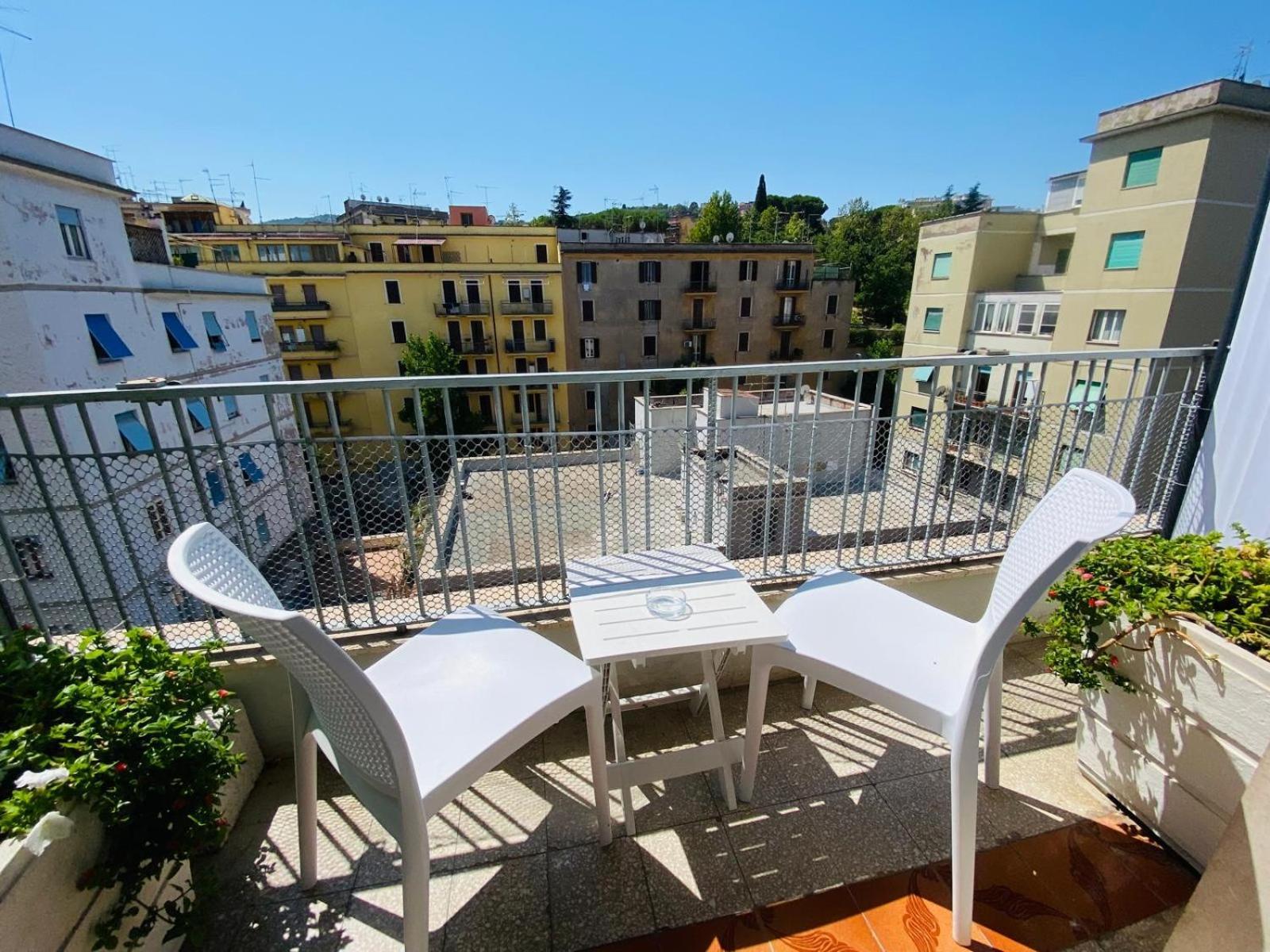 Le Ville Tivoli - Suites, Tivoli City Center! Kültér fotó